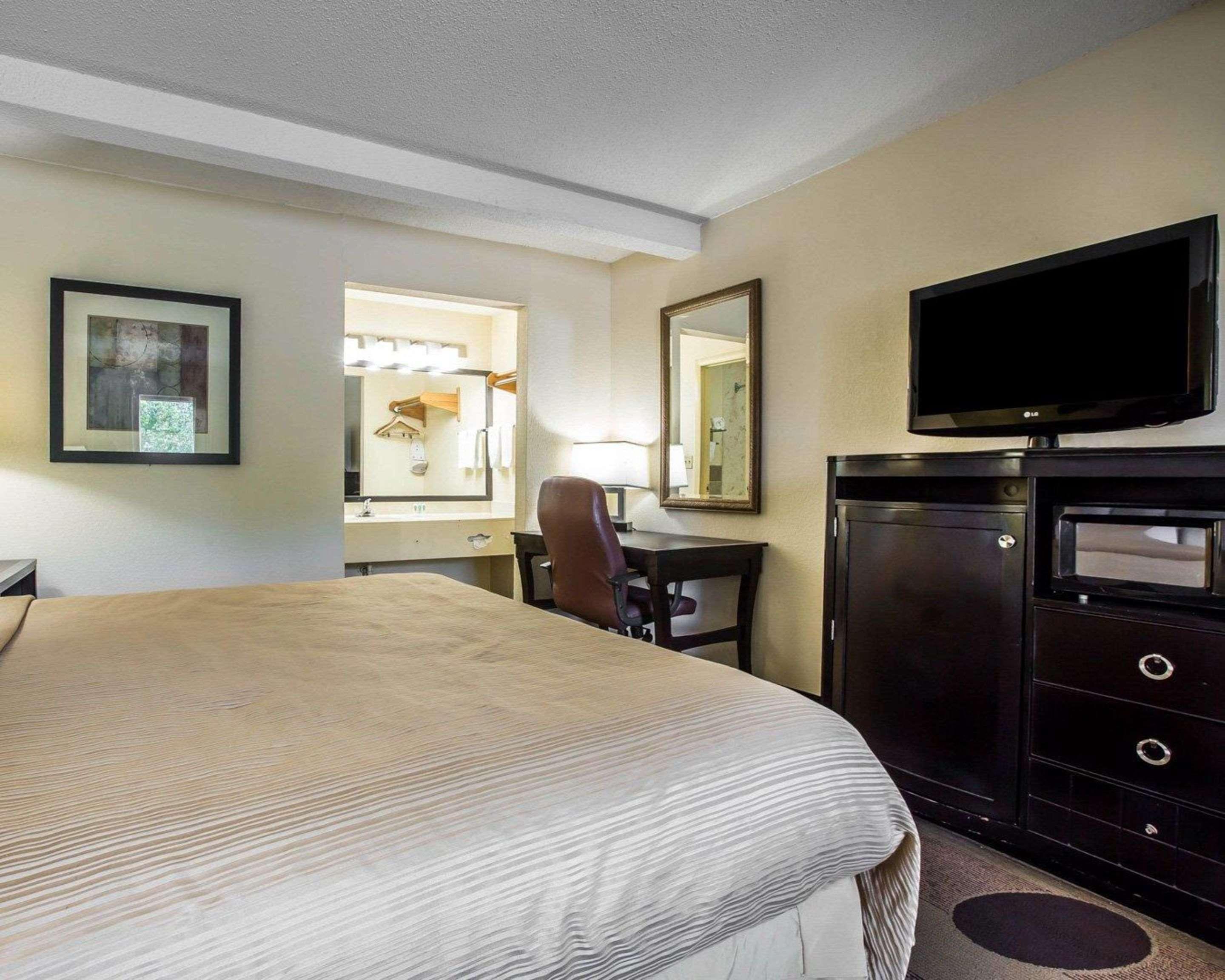 Quality Inn Greenwood Hwy 25 Eksteriør billede