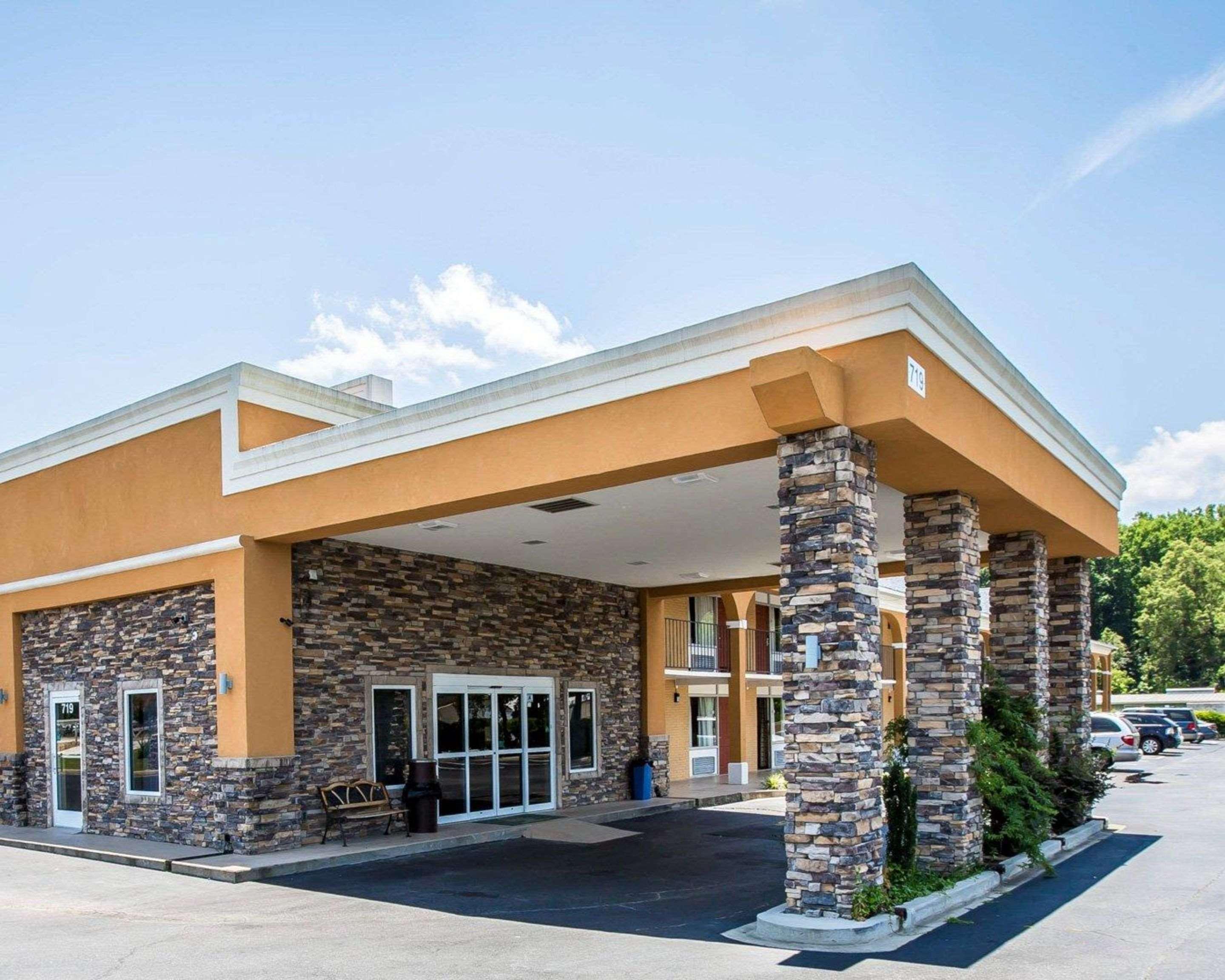 Quality Inn Greenwood Hwy 25 Eksteriør billede