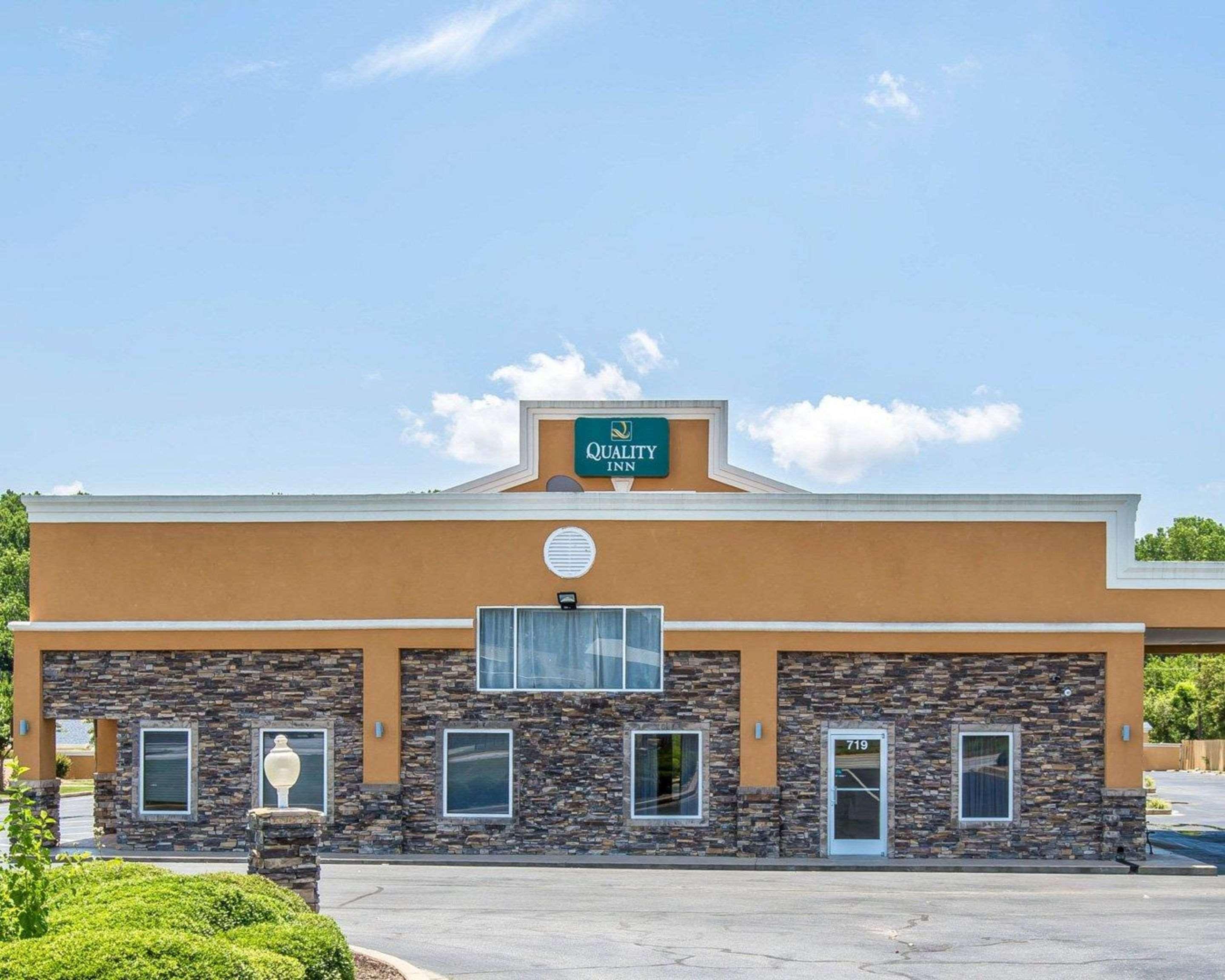 Quality Inn Greenwood Hwy 25 Eksteriør billede